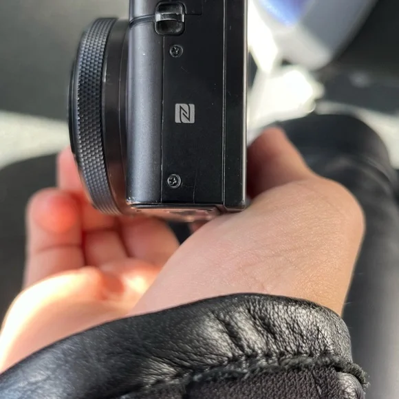 Sony RX100 mark 6 camera - Picture 7 of 13